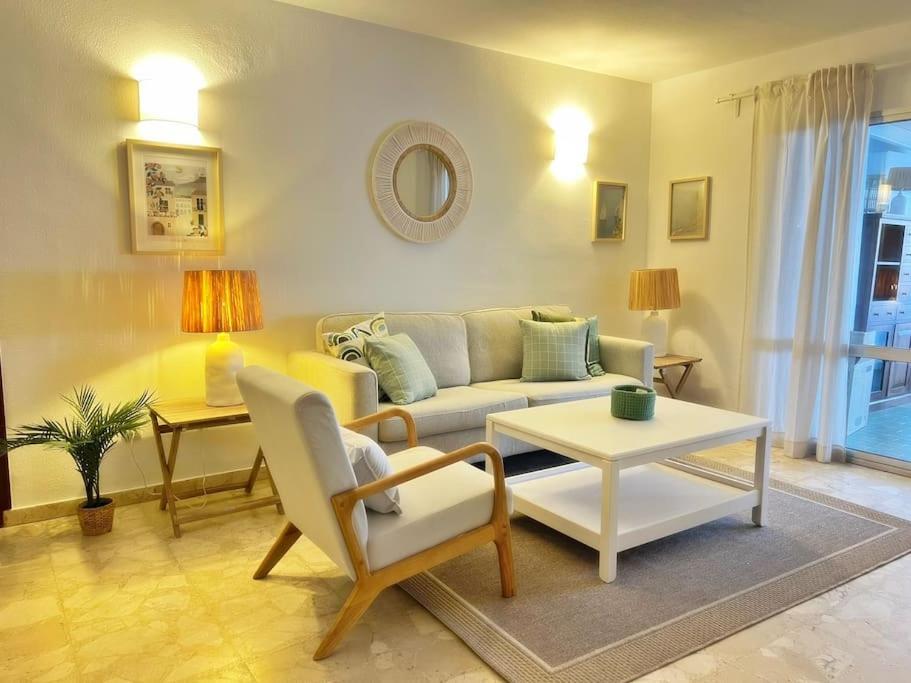Magnifico Y Amplio Apartamento Con Terraza Fuengirola Exterior foto
